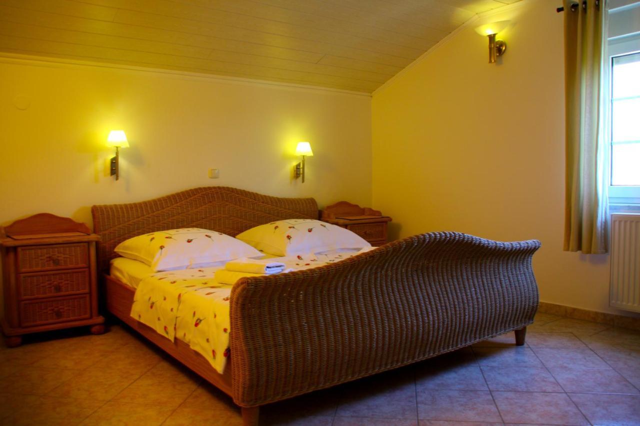 Villa Lucija Rab Town Luaran gambar